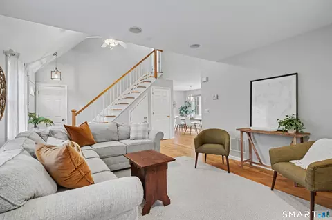 1941 Moose Hill Rd, Guilford, CT 06437