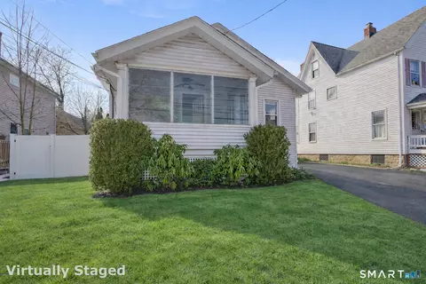 29 Waterbury Ave, Stamford, CT 06902