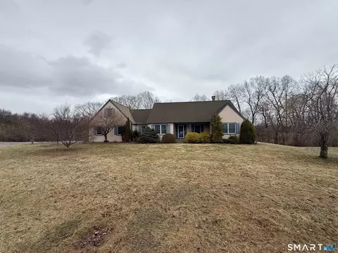 63 May Brk, Woodstock, CT 06281