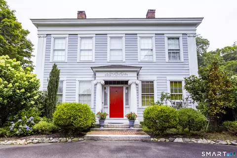 93 Toddy Hill Rd, Sandy Hook, CT 06482