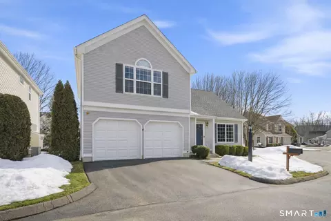 95 Intervale Rd #46, Stamford, CT 06905