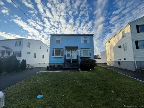 41 Nash Pl #B, Norwalk, CT 06854