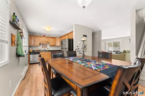 94 Cynthia Ln #A6, Middletown, CT 06457