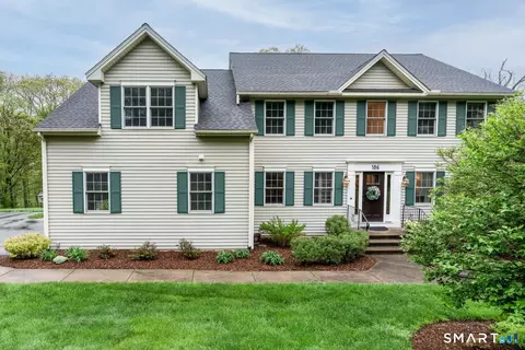 186 Imperial Dr, Glastonbury, CT 06033