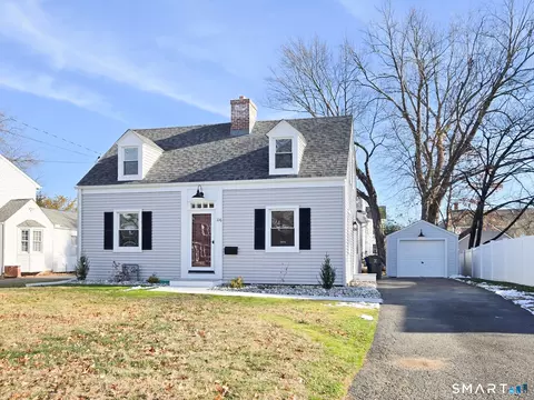 106 Grove St, West Hartford, CT 06110