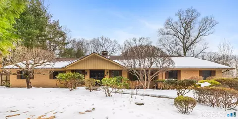 37 Quarry Rd, Stamford, CT 06903