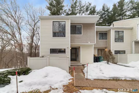 58 Currier Pl #58, Cheshire, CT 06410