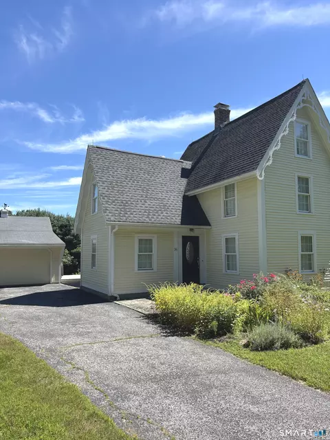 36 Barnes Hill Rd, Burlington, CT 06013