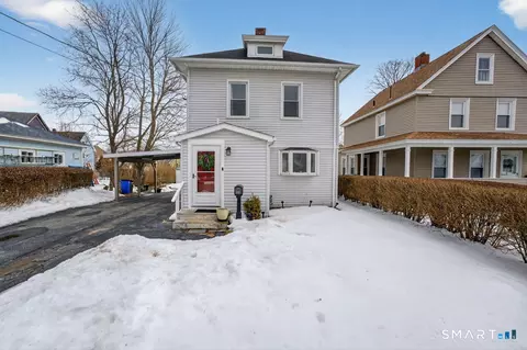 14 Warren St, New London, CT 06320