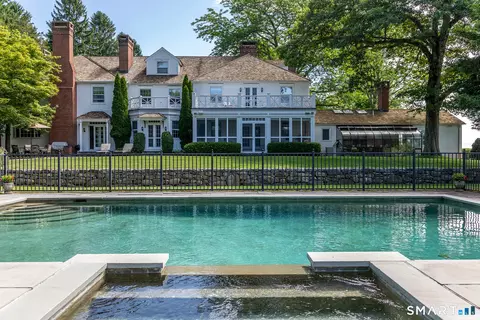19 Seherr Thoss Dr, Litchfield, CT 06759