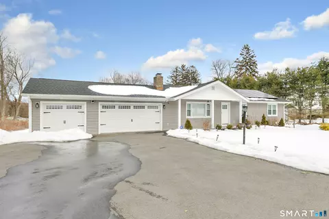 145 Ripton Rd, Shelton, CT 06484