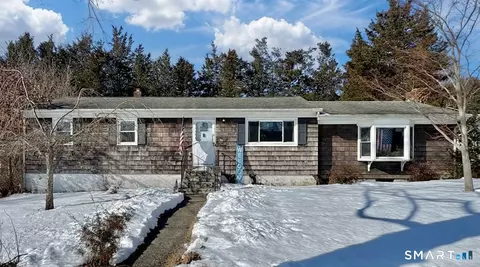 36 Utica St, Milford, CT 06461