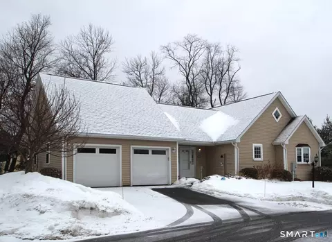 20 Vincent Ct #20, East Hartford, CT 06108