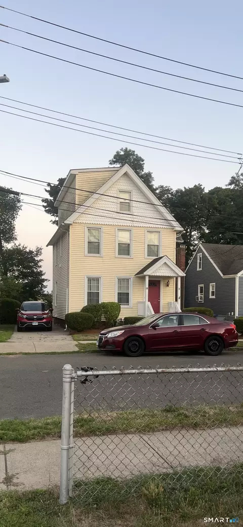 8 Prospect Pl, West Haven, CT 06516