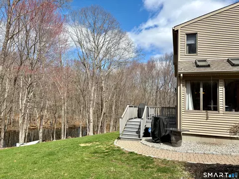 29 Whitney Rd, Columbia, CT 06237