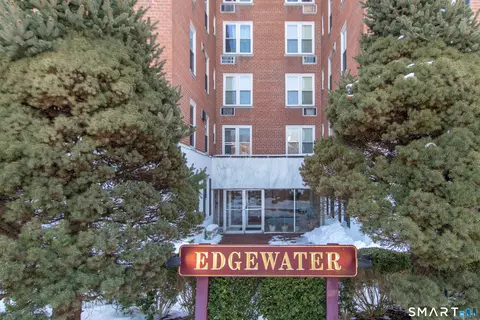 7 4th St #3H, Stamford, CT 06905