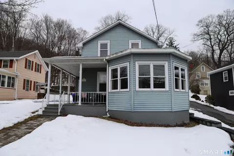 58 Litchfield St, Thomaston, CT 06787