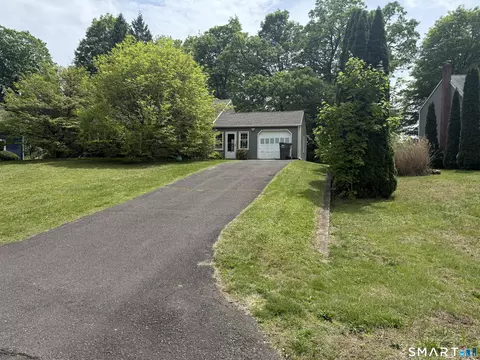 160 Fair St, Bristol, CT 06010