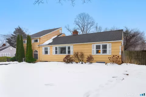 249 Wheeler Park Ave, Fairfield, CT 06825