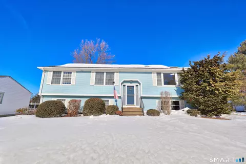 3 W Birch Dr, Waterbury, CT 06708