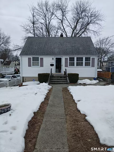 17 Silk St, Norwalk, CT 06850