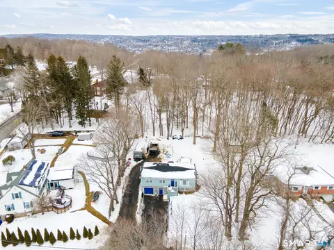 19 Hillcrest St, Torrington, CT 06790