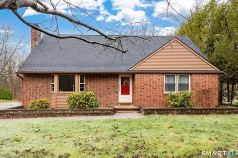 160 Flanders Rd, Southington, CT 06489