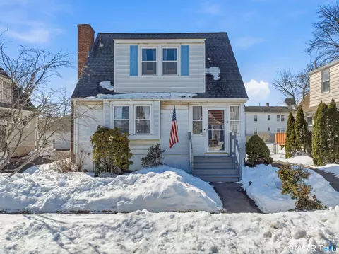 118 Frank St, East Haven, CT 06512