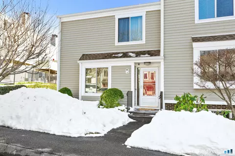 71 Aiken St #M1, Norwalk, CT 06851