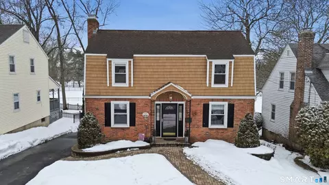 123 Argyle Ave, West Hartford, CT 06107
