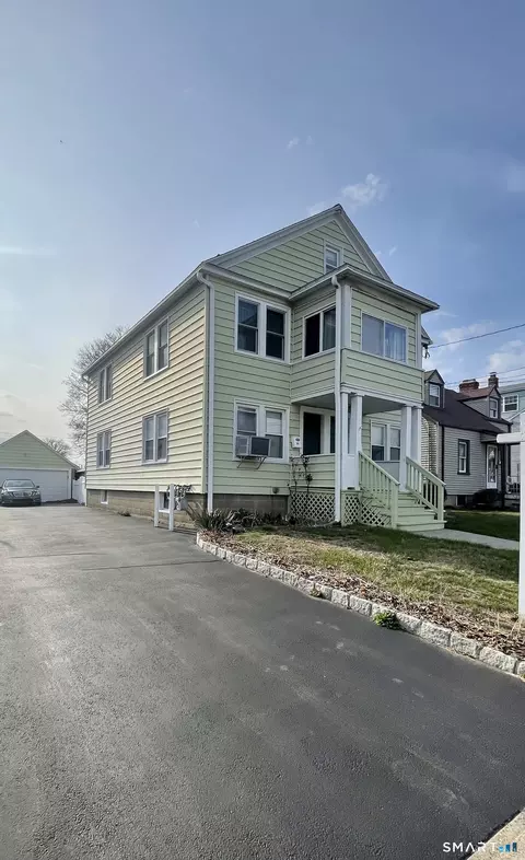 25 Clover St, Stratford, CT 06614