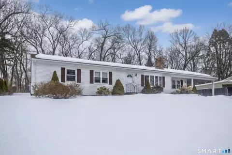 31 Sharren Ln, Enfield, CT 06082