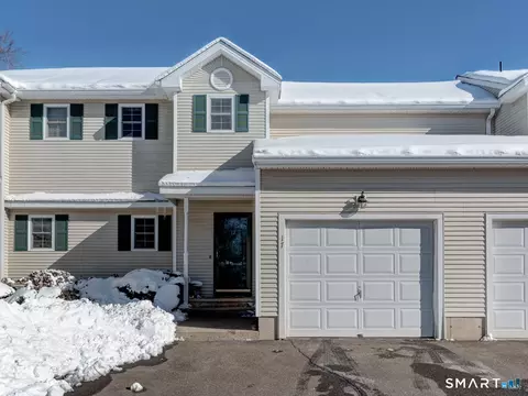 962 S Main St #17, Plantsville, CT 06479