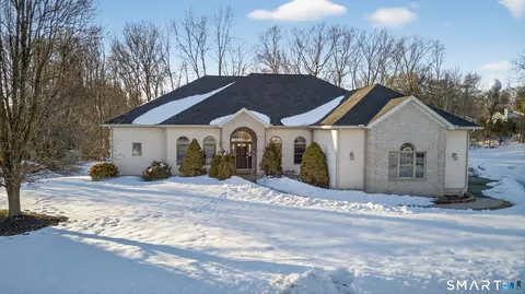 174 Westfort Dr, Meriden, CT 06451