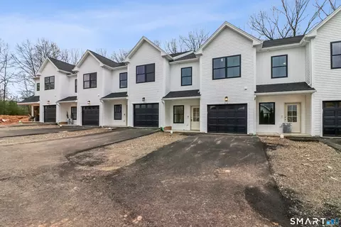 370 Emmett St #4-3, Bristol, CT 06010