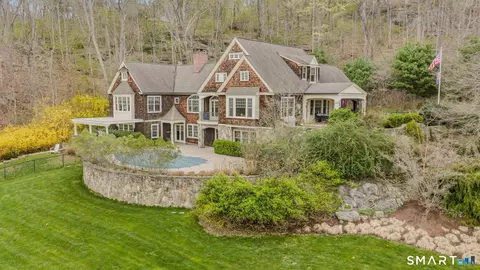 108 Westbrook Rd, Centerbrook, CT 06409