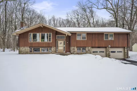 147 Davis Rd, Mansfield, CT 06268