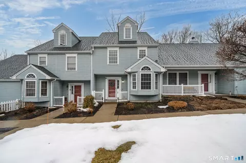 374 Meridian St Ext #68, Groton, CT 06340