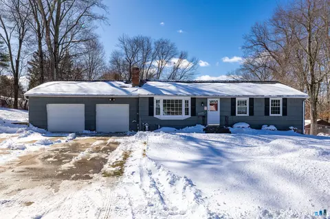 72 Northview Dr, South Windsor, CT 06074