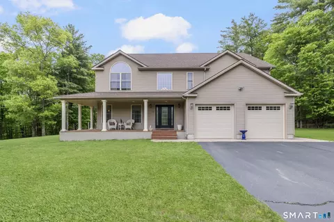 12 Red Oak Dr, Killingly, CT 06239