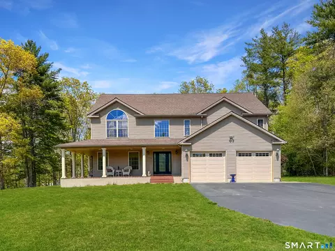 12 Red Oak Dr, Killingly, CT 06239