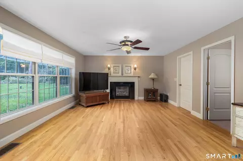 Living - 12 Red Oak Dr, Killingly, CT 06239 photo 1 of 1