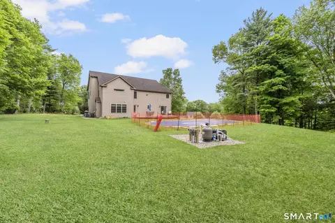Exterior - 12 Red Oak Dr, Killingly, CT 06239 photo 6 of 6