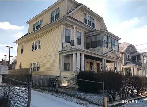 614-618 Bishop Ave, Bridgeport, CT 06610