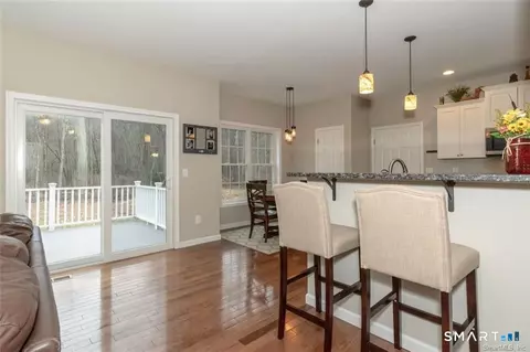 Entry Way - 823 Stone Rd # A, Windsor, CT 06095 photo 1 of 7