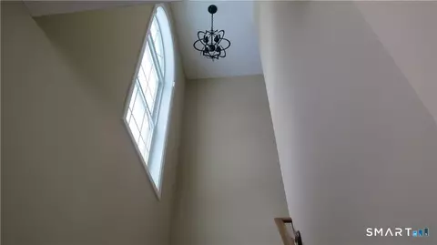 Entry Way - 823 Stone Rd # A, Windsor, CT 06095 photo 6 of 7