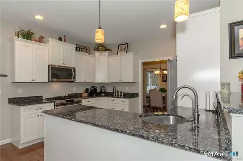 Kitchen - 823 Stone Rd # A, Windsor, CT 06095 photo 3 of 3