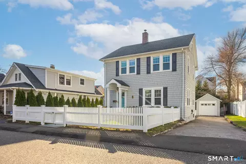 15 Charles St, Darien, CT 06820