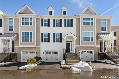 23 Putnam Ln #23, Danbury, CT 06810