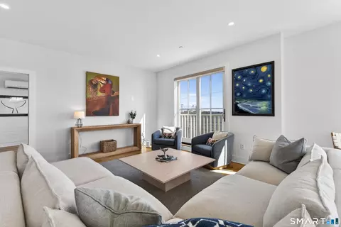 Living - 185 Main St #301, Niantic, CT 06357 photo 2 of 3